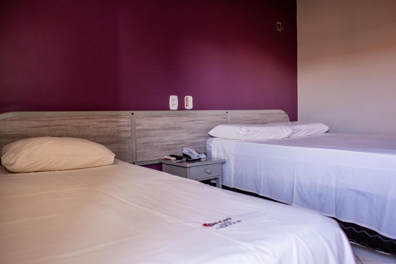 Ozaki'S Hotel Tailandia Buitenkant foto
